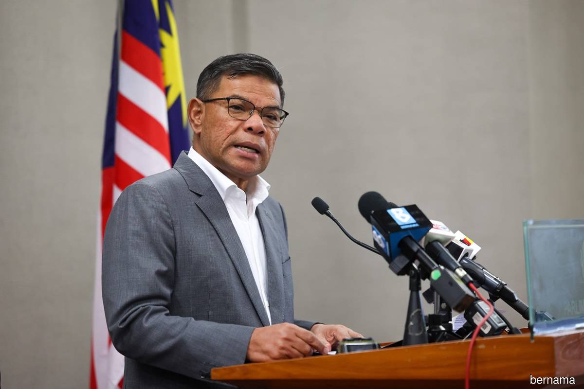 Home Minister Dismisses Rumours Of Mykad Data Leak